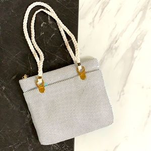 Mesh handbag with woven straps, White